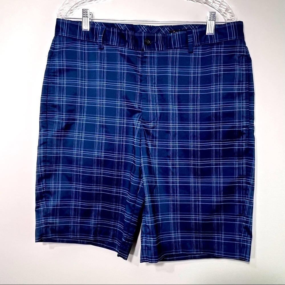Greg Norman Flat Front Golf Shorts Plaid   - Size 34